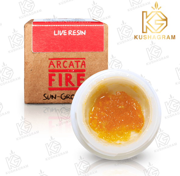 Arcata Fire - London Wedding Cake - Live Flower Resin 1g