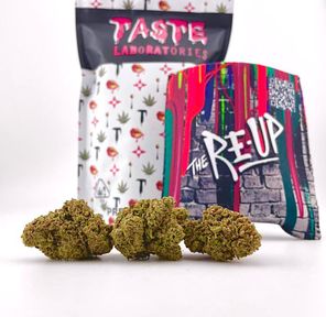 *Deal! $79 1 oz. Kush Berry (29.6%/Indica) - Taste + Beverage Coozie