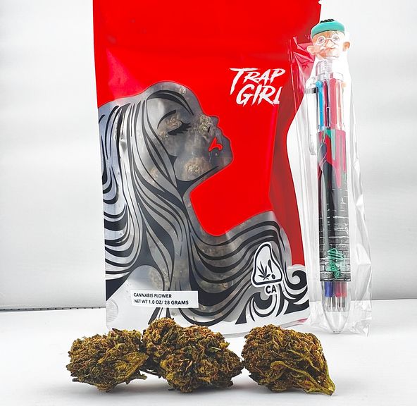 PRE-ORDER ONLY *Deal! $79 1 oz. Rainbow Runtz (35.35%/Hybrid) - Trap Girl + Writing Pen