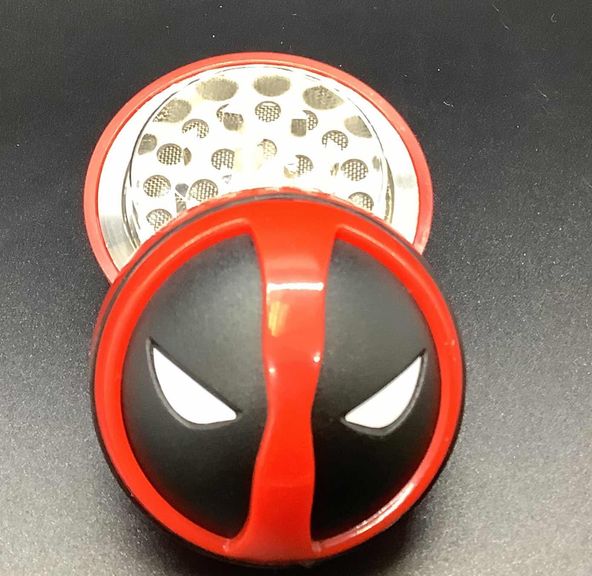 Grinder 55MM Red Mask Deadpool