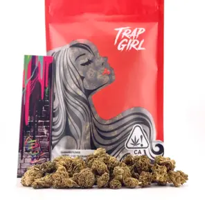 *Deal! $79 1 oz. Clementine (26.09%/Sativa) - Trap Girl + Rolling Papers *Disclaimer*