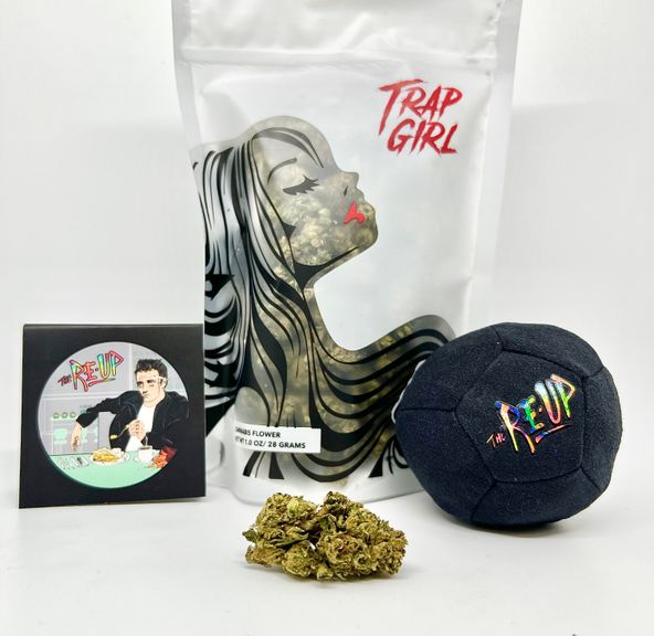 *Deal! $125 1 oz. Sour Berry OG (29.9%/Hybrid - Indica Dom.) - Trap Girl + Hacky Sack + Matches