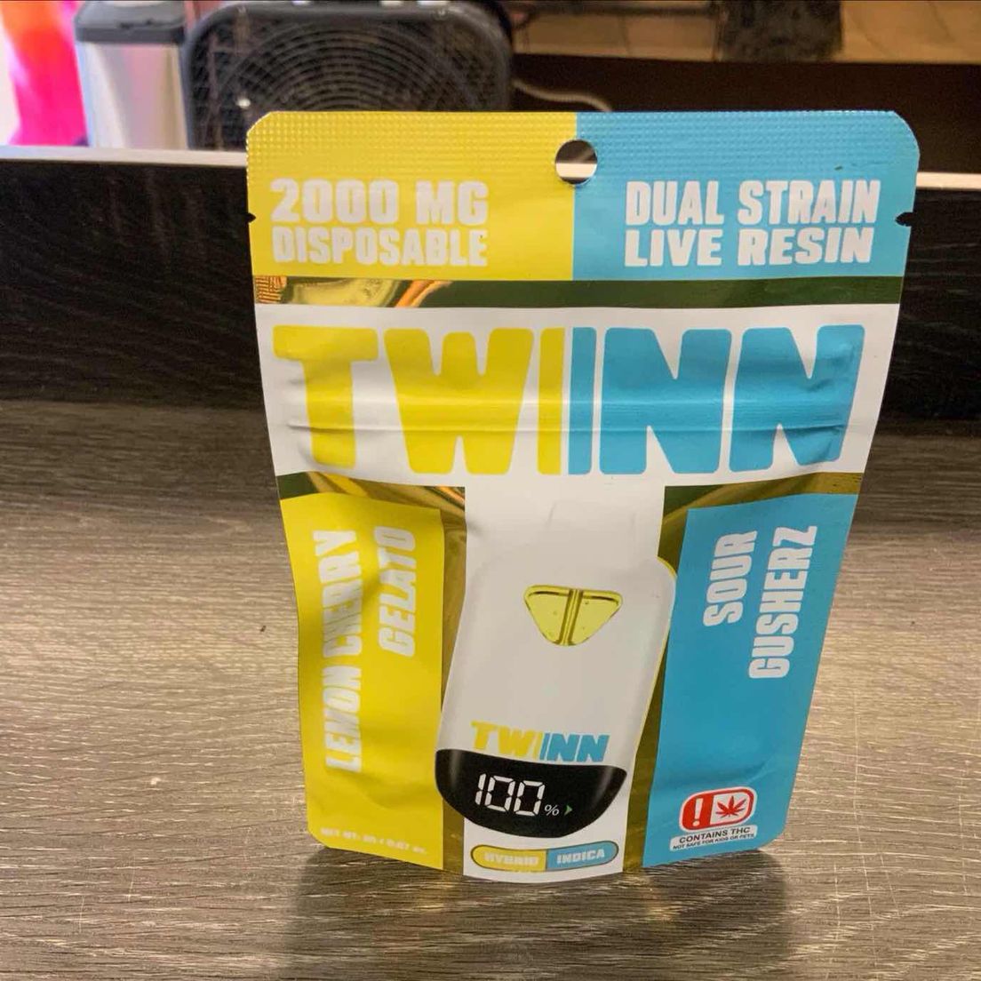TWINN Lemon Cherry Gelato / Sour Gusherz Disposable 2g
