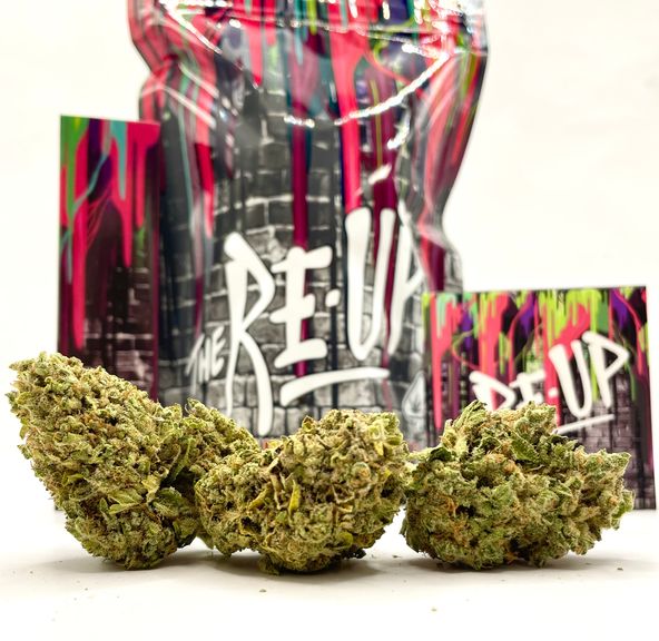 *Deal! $89 1 oz. Raspberry Gas (28.97%/Hybrid) - The Re-Up + Matches + Rolling Papers