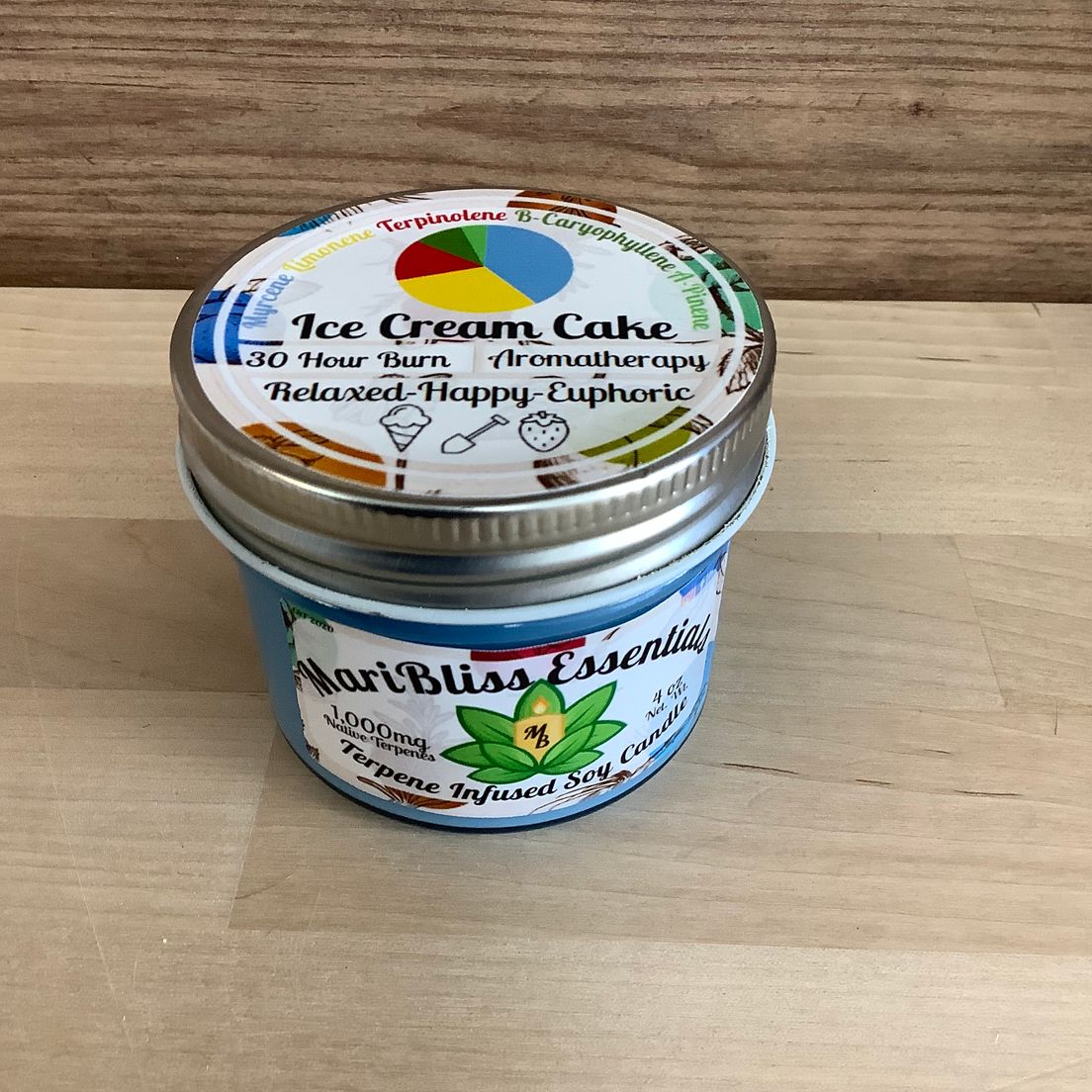 Ice Cream Cake 4oz Candle