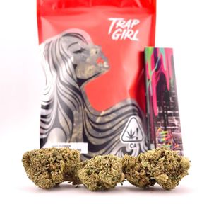 *Deal! $89 1 oz. Triangle Kush (29.48%/Indica) - Trap Girl + Rolling Papers