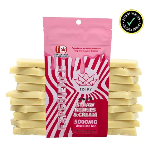 EDIFY SMOOTH STRAWBERRIES & CREAM CHOCOLATE BAR 5000MG