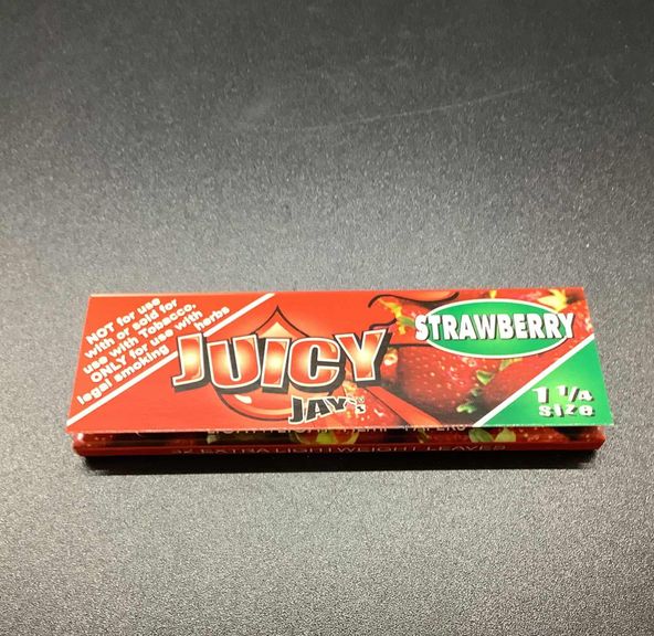 Juicy Jay 1 1/4 rolling papers- Strawberry