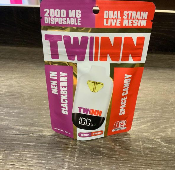 TWINN Men in Blackberry/ Space Candy 2g
