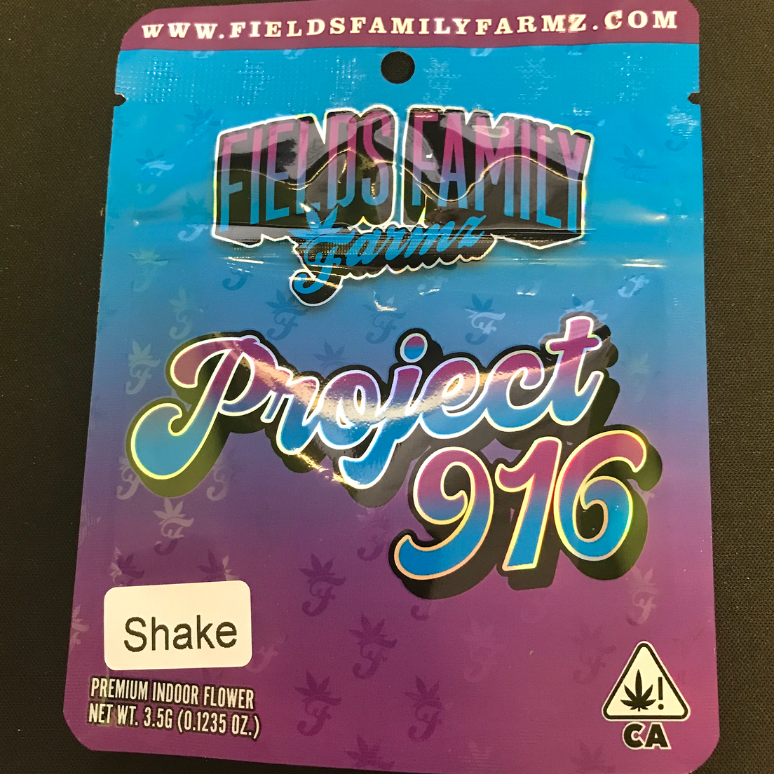 Fields Family Farmz Project 916 3.5g Shake 30%