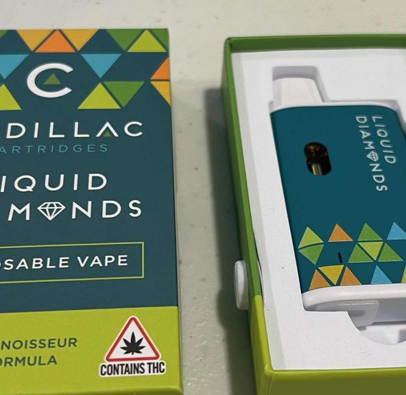 Blueberry Cadillac Liquid Diamond disposable Vape