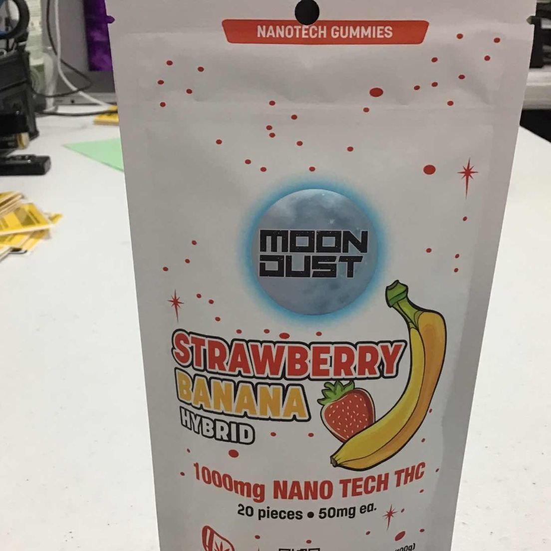 Strawberry Banana Moondust Nano Gummies 1000mg