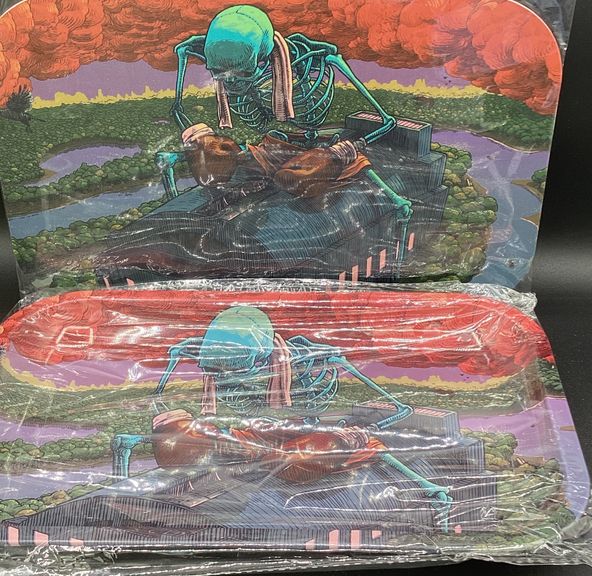AFG Distribution- Boxer- Grateful Dead- Pulsar- Metal Rolling Tray- Magnetic Lid- 11 x 7