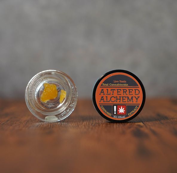 Altered Alchemy Live Resin: Grapes N Cream