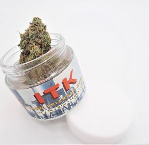 IRON TRIANGLE KUSH PREMIUM INDOOR 1/8th JAR CRAFTCANNA
