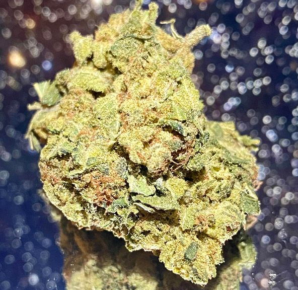 (2*) Pineapple Diesel on a budget* 1 OUNCE FOR $100 OR 2 FOR $160!!!!
