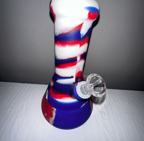 Silicone Beaker Water Pipe Red White and Blue