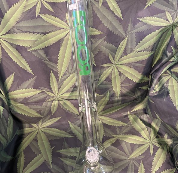 Bongs - ROOR 20"