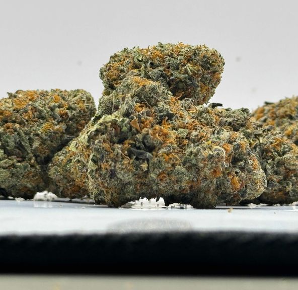 NuCannabis - Purple Candy 3.5G - PREMIUM INDOOR FLOWER
