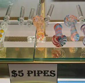 $5 Pipe