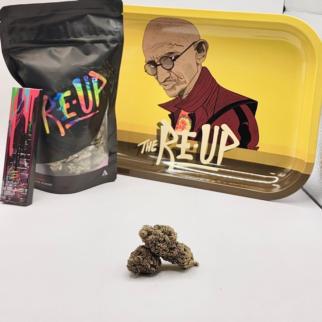 *Deal! $145 1 oz. Thicc Mintz (Indoor/31.6%/Hybrid) - The Re-Up + Rolling Papers + Tray + Beanie (House Pick)