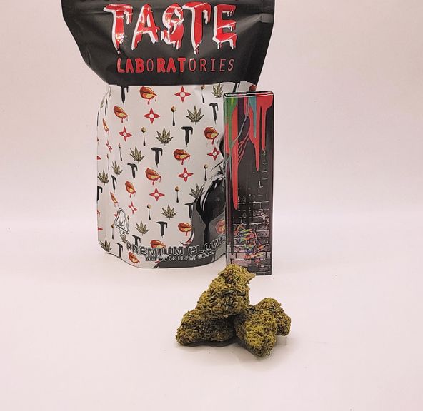 *Deal! $79 1 oz. Grapefruit (28.7%/Sativa) - Taste + Rolling Papers