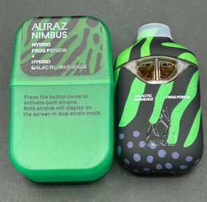 Auraz Liquid Diamond 2g Split Disposable - Frog Poison(H) / Galactic Warheadz(H)