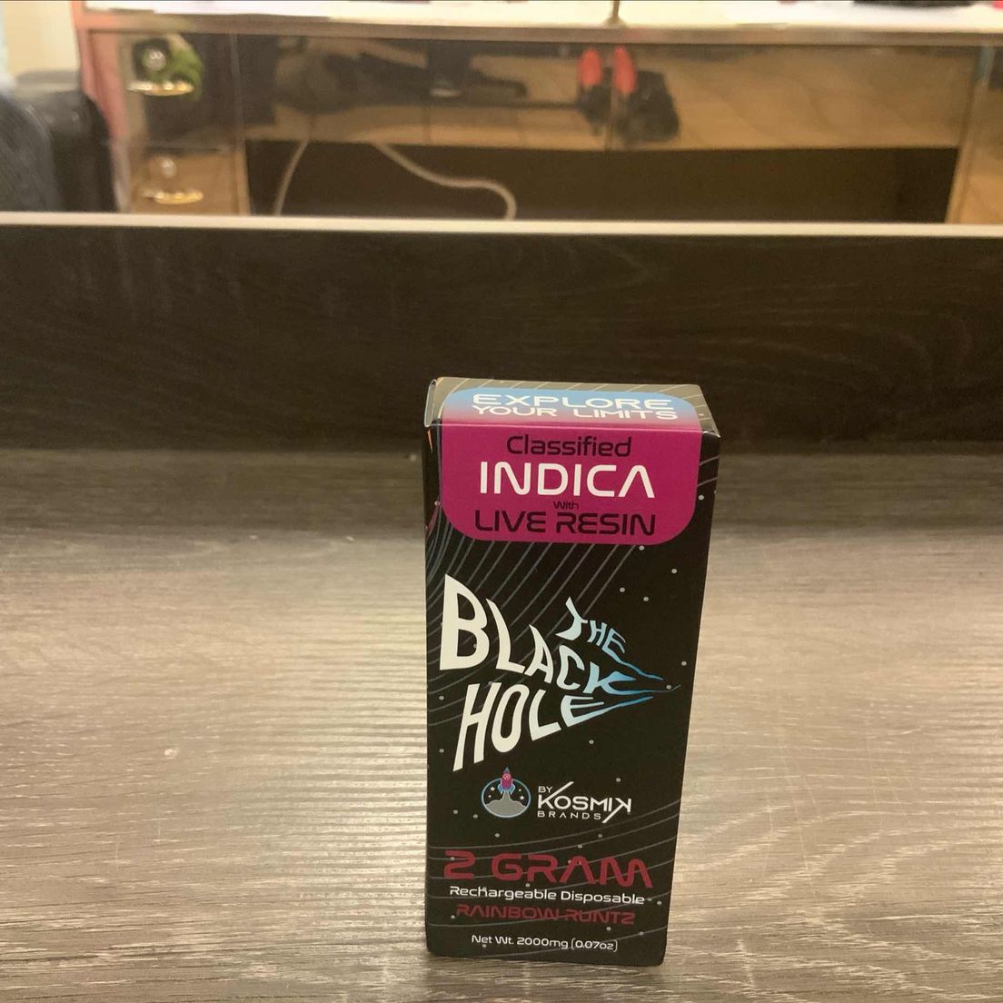 Rainbow Runtz Kosmik Black Hole 2g Disposable