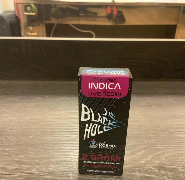 Rainbow Runtz Kosmik Black Hole 2g Disposable