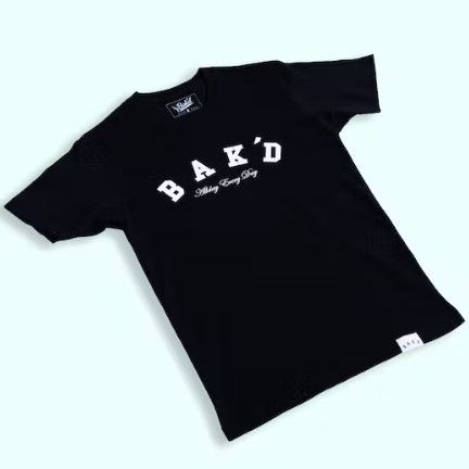 Classic T-Shirt (Black/White)