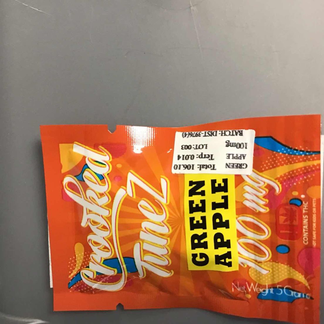 Apple 100mg Gummy Crooked Tunez