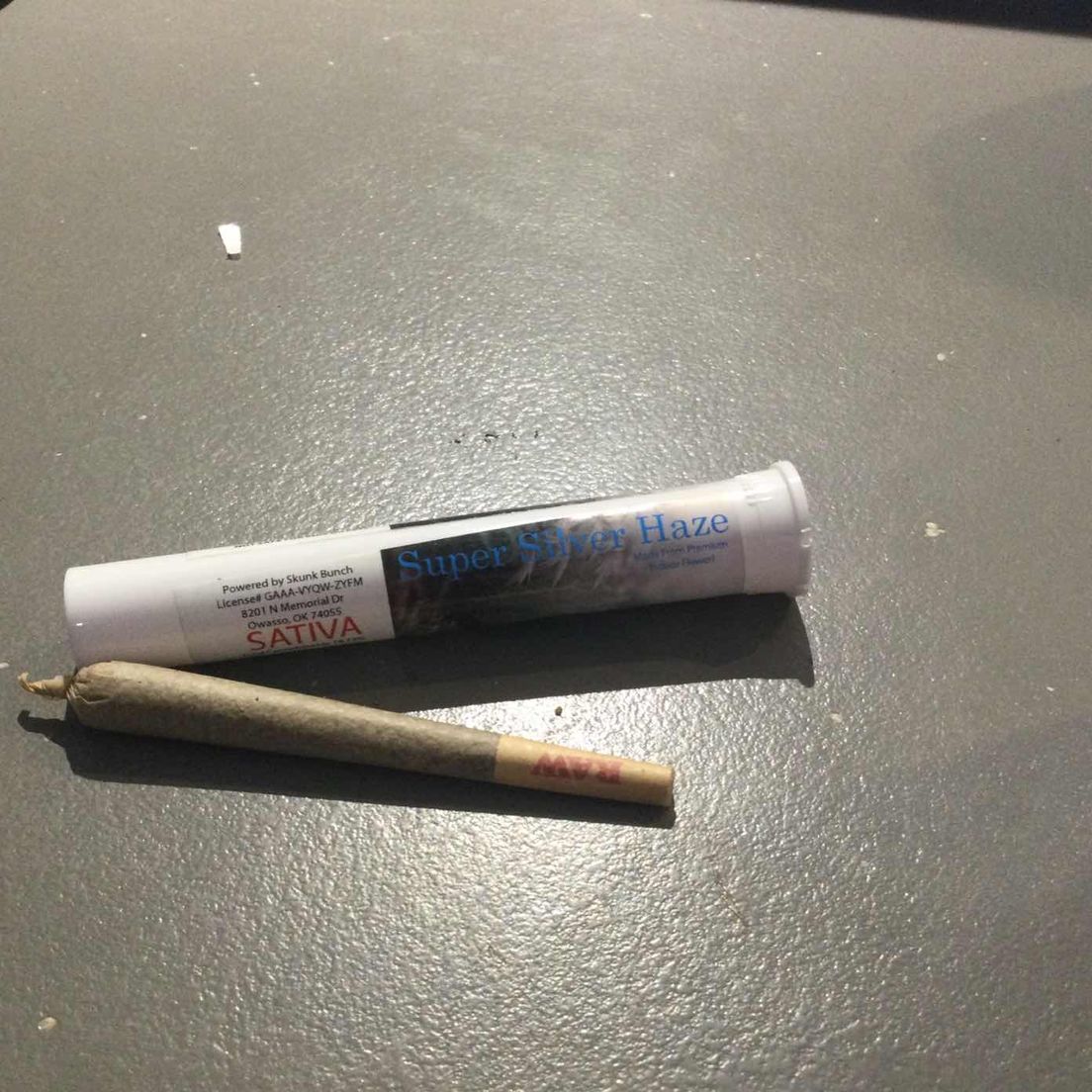 Super Silver Haze Skunk Bunch Preroll 1g