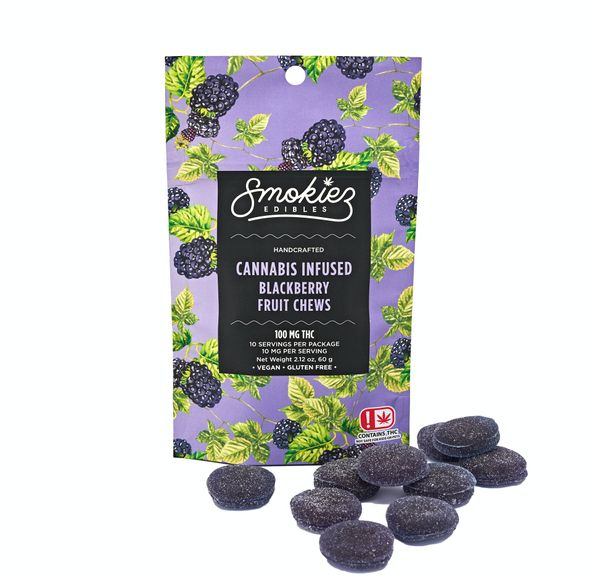 Sweet Blackberry Fruit Chews | THC | 100mg | Smokiez