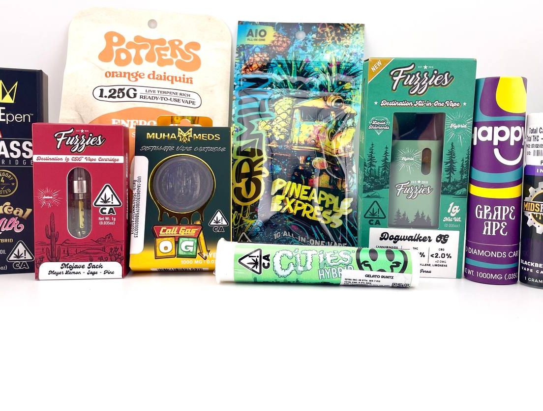 ***Deal! $99 Mix n' Match Any (3) Cartridges &/or AIO Disposable Vapes + House Pick Preroll