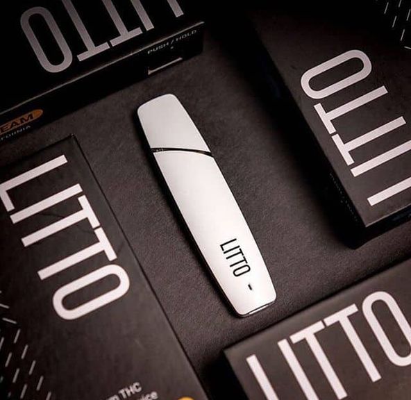 G. LITTO 1g Premium THC Disposable Vape - Strawnana (H)