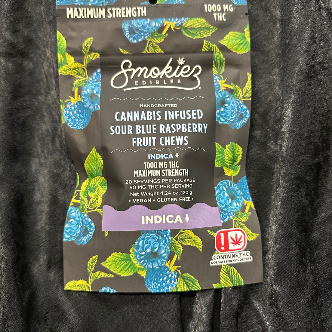 Sour Blue Raspberry (1000 mg) by Smokiez