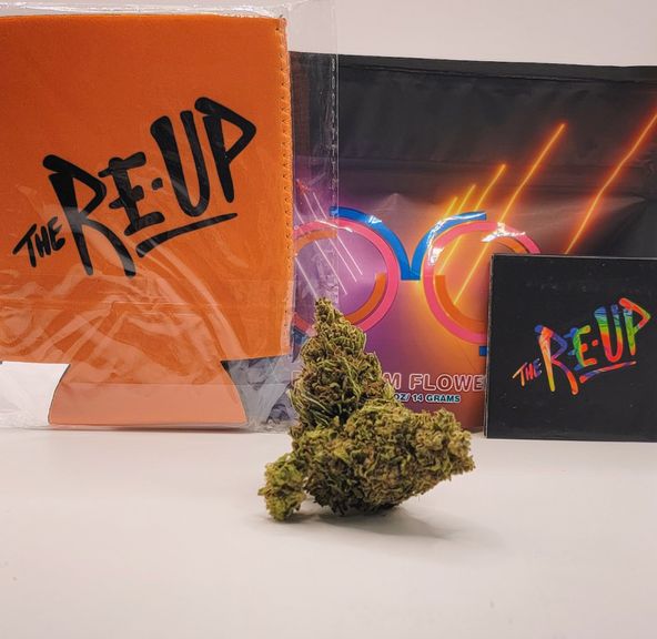 *Deal! $65 1/2 oz. Green Crack (29.9%/Sativa) - Keep it 100 + Matches