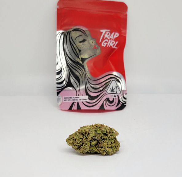 *BLOWOUT DEAL! $25 1/8 Stardust OG (30.2%/Indica) - Trap Girl
