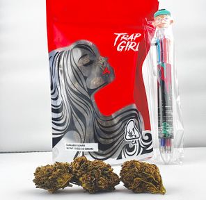 *Deal! $79 1 oz. Rainbow Runtz (35.35%/Hybrid) - Trap Girl + Writing Pen