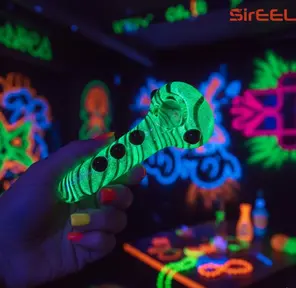 GLOW IN THE DARK PIPE