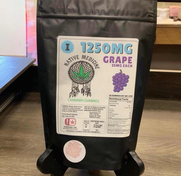 Grape Native Nuggz Gummies 1250mg