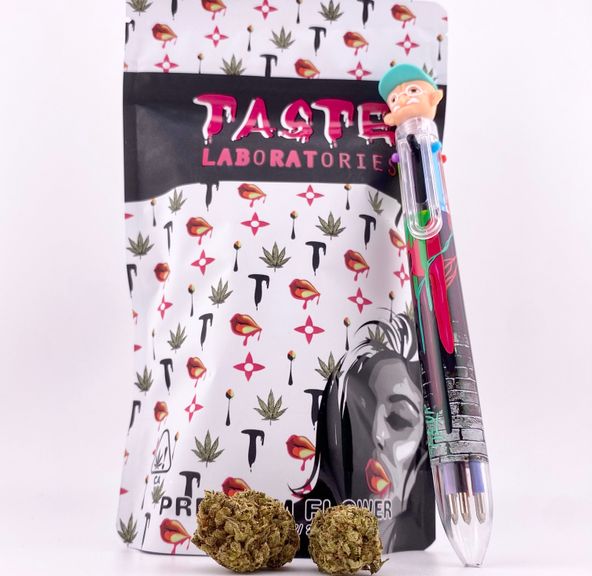 PRE-ORDER ONLY *Deal! $89 1 oz. Strawberry Cough (28%/Sativa) - Taste + Multi-Color Writing Pen