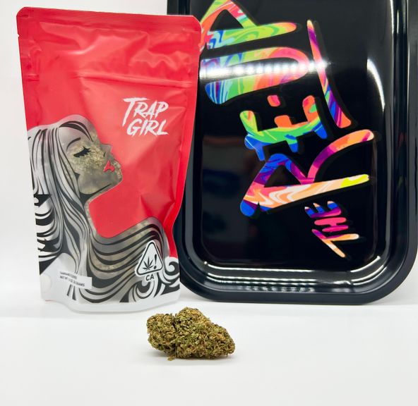 *Deal! $125 1 oz. Green Crack (30.5%/Sativa) - Trap Girl + Rolling Tray