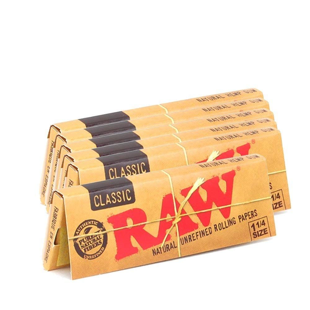 - P14 Raw Classic 1 1/4 Rolling Paper