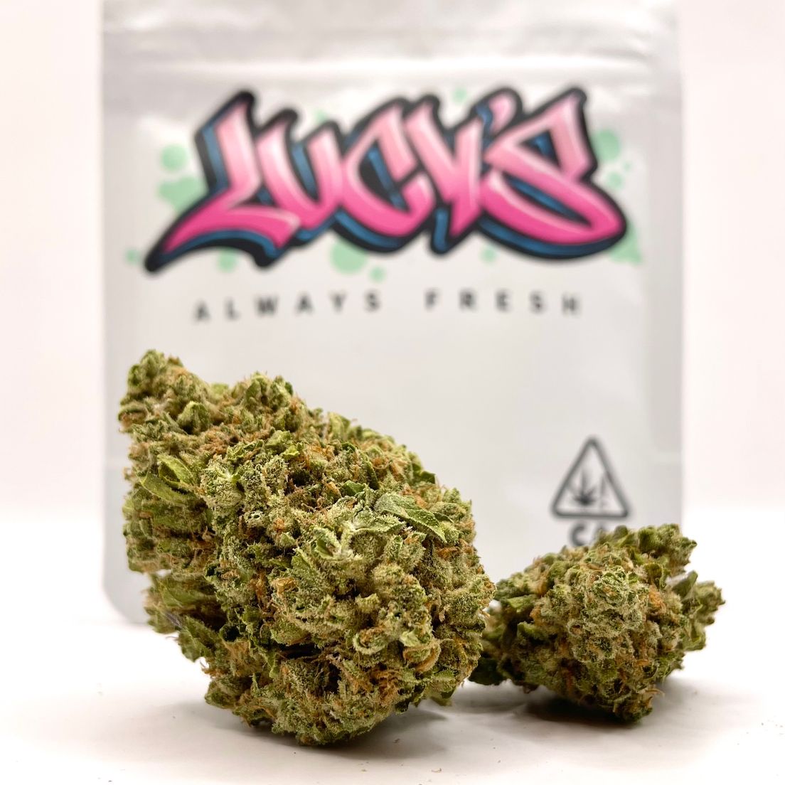 1/8 Lemon Sour Diesel (27.39%/Sativa) - Lucy's