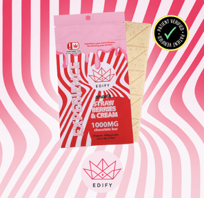 1000mg THC Strawberries & Cream Chocolate Bar