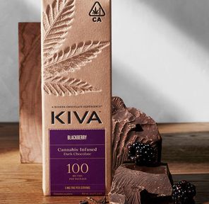 Kiva Dark Chocolate Bar - Blackberry (100mg)