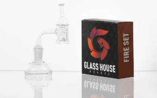 Glasshouse - Banger with flat top carb cap and 2 pearls