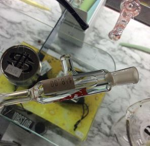 -- RAW Joint Holder w/ Freeze Capability