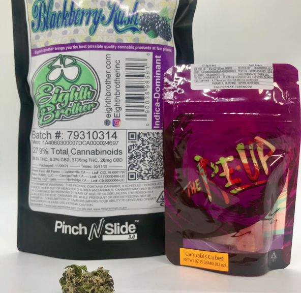 *Deal! $65 1/2 oz. Blackberry Kush (26.3%/Hybrid - Indica Dom.) - Eighth Brothers + 50mg Edible